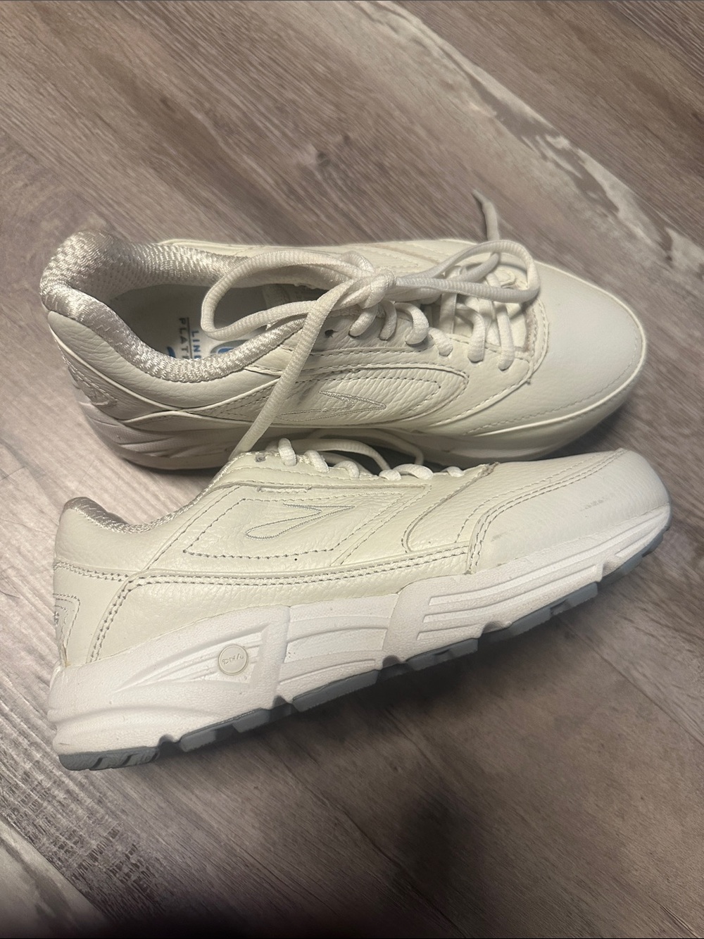 Women's White Walking Sneakers Brooks